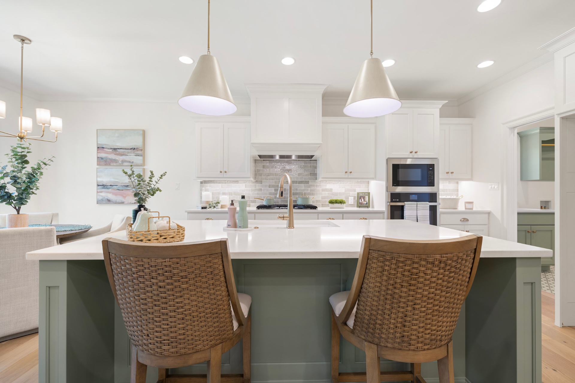Kitchen with island and pendant lighting
